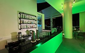 City Garden Hotel Makati